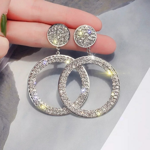 🎀Big Circle Rhinestone Drop Earings - Picture 2 of 7
